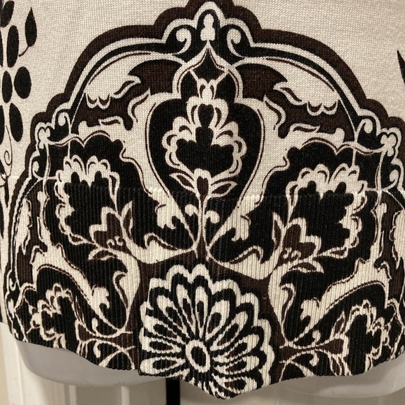 NWOT - White House Black Market Floral Print Sleeveless Halter Top - Size M - Picture 6 of 16